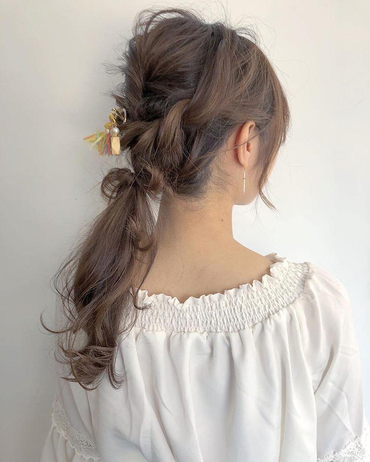 迷人的韩式编发发型保证会让男神愿意一直看着你