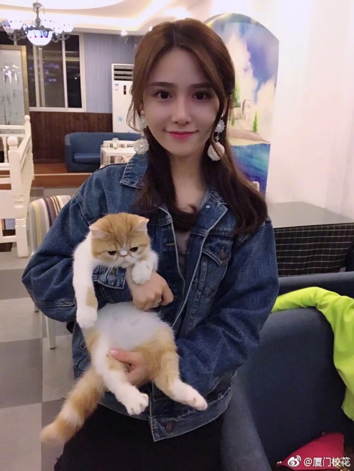 她叫朱琪95年毕业于厦门理工学院爱好健身旅游身材很棒