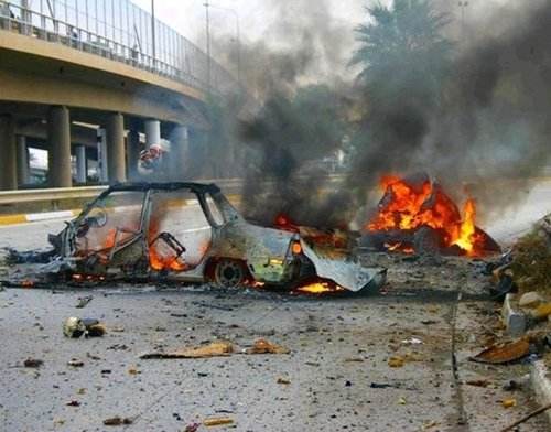 大战将至美国却后院失火,禁区被导弹袭击,伊朗提前开火了?