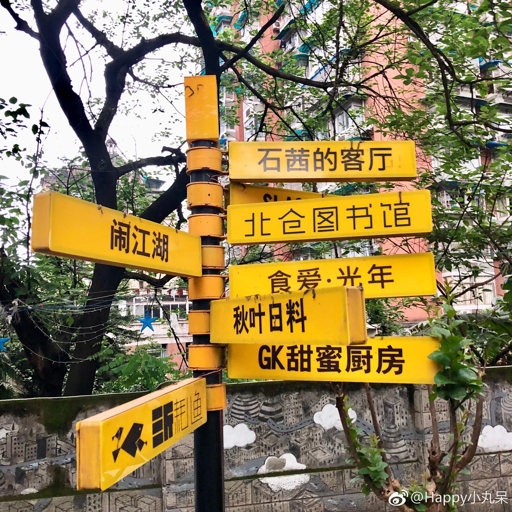 没有熙熙攘攘的游客,这种恬静的感觉还蛮好的