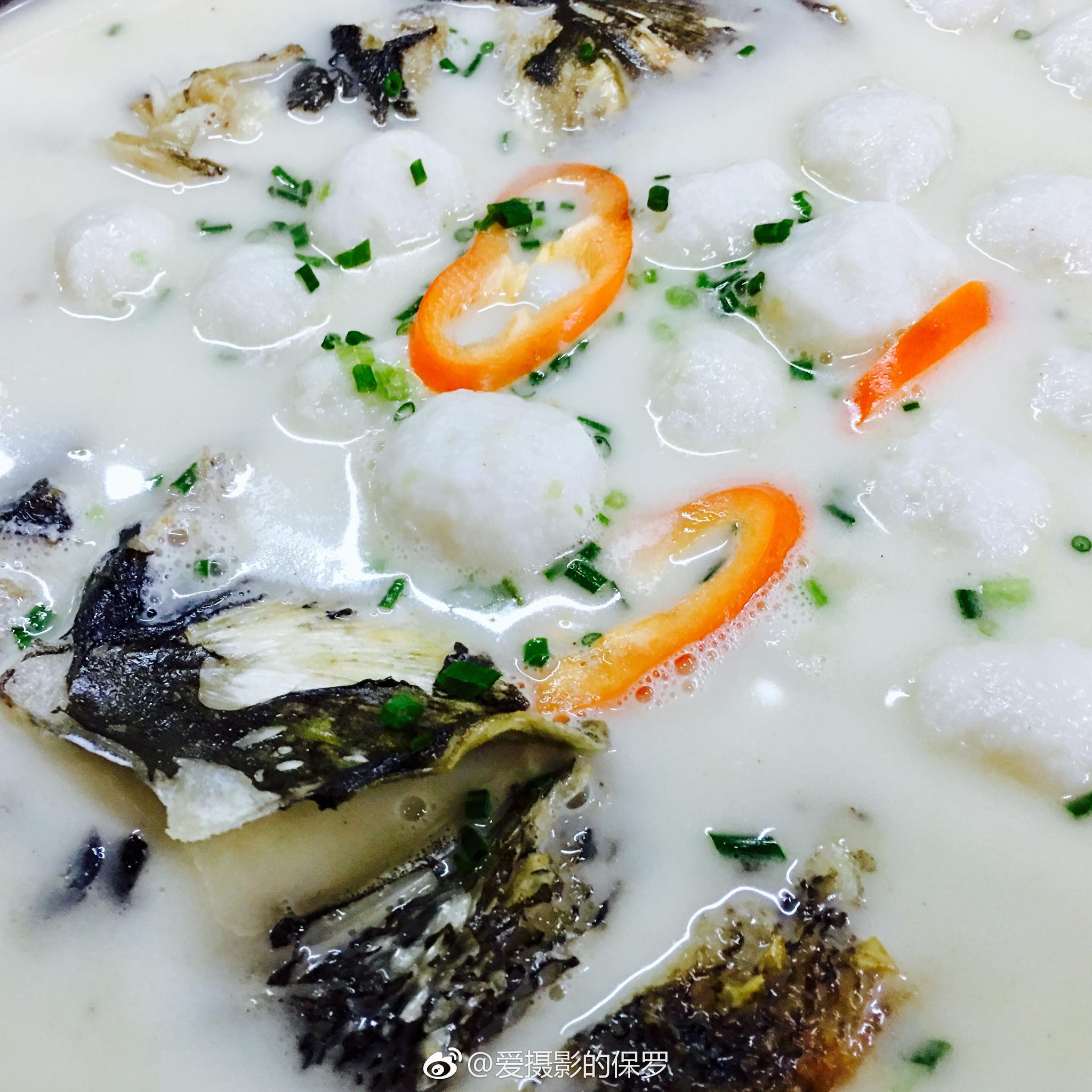 鱼丸雄鱼头的完美蜕变来到这位于湖北黄冈市黄州区陶店乡小汊湖村集