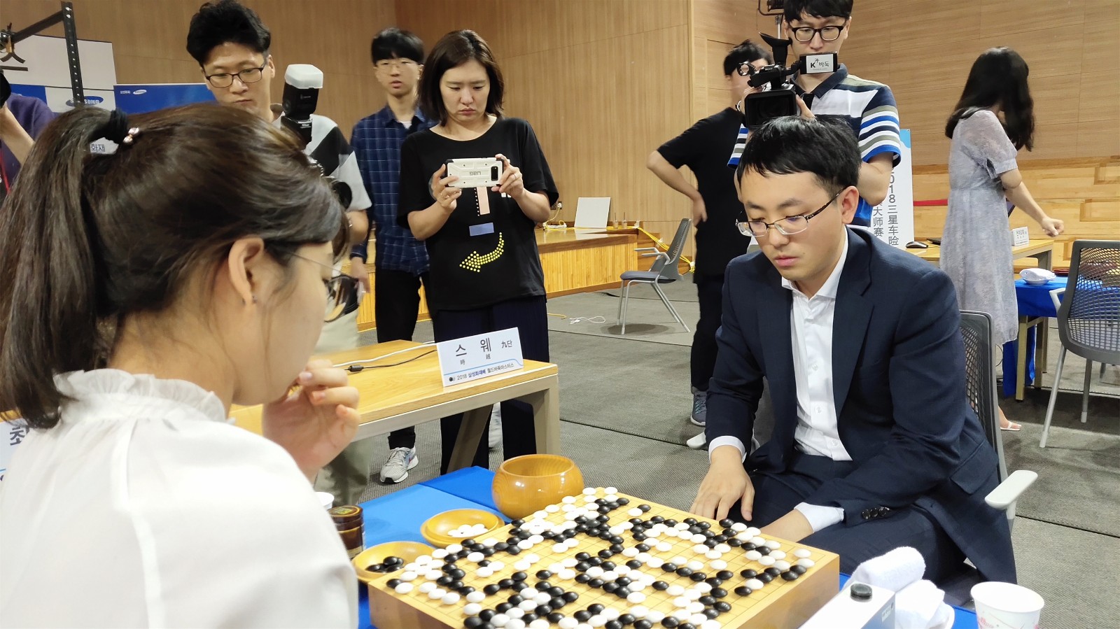 三星杯小组赛首轮崔精爆冷胜时越 取得开门红