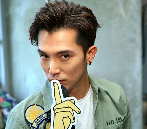 他是台湾第一小生,曾与唐嫣相恋,如今入围金马奖.