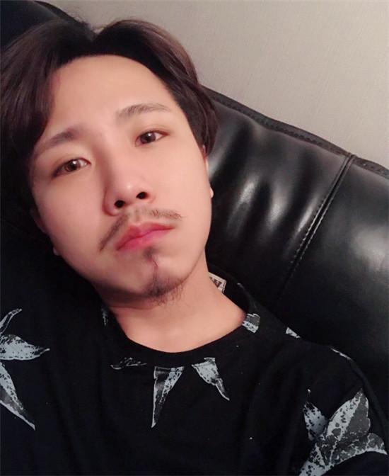 连播36小时只为上王者, 虎牙官方都怕了, 打电话让大锤哥下播