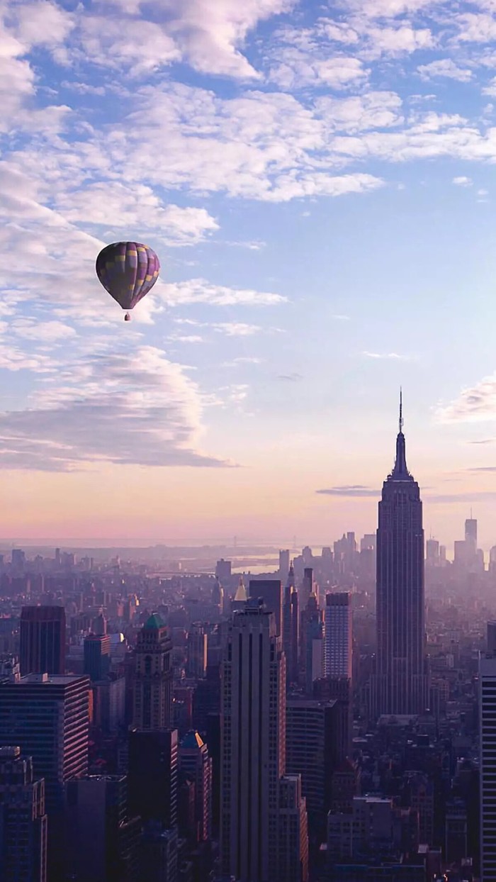 在笑中淡看世界在哭中审视灵魂