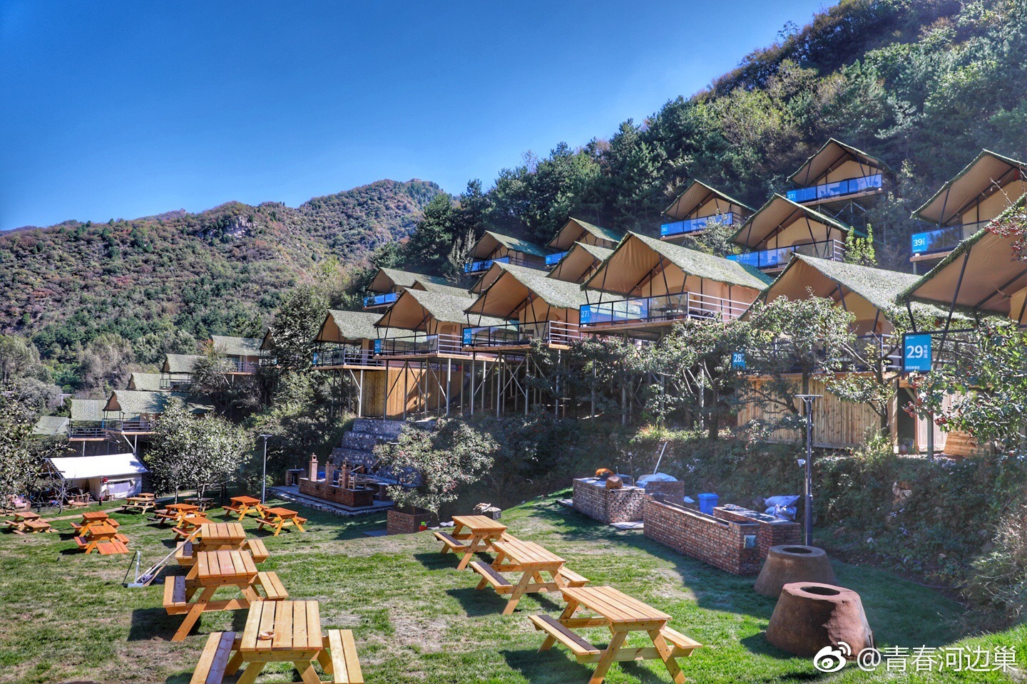 山里寒舍,拍照凹造型,目前10.4-10.7还有房哦,手慢无