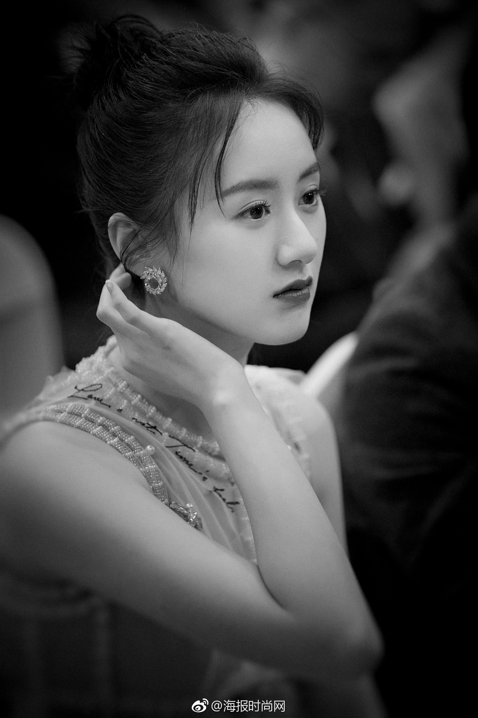 新晋实力演员@袁冰妍 受邀出席第十四届中国长春电影节闭幕式暨颁奖典