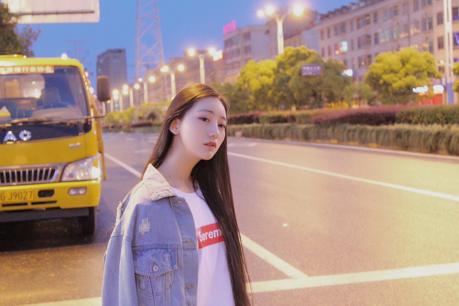 孙小敏天枰座16646kg爱好跳舞专业表演一名才华与美貌兼得的女