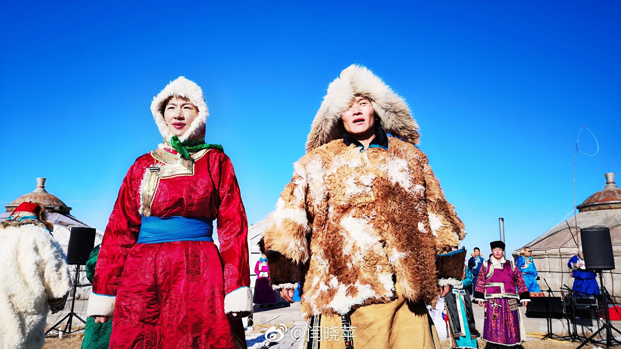 游牧民族乌珠穆沁传统服饰