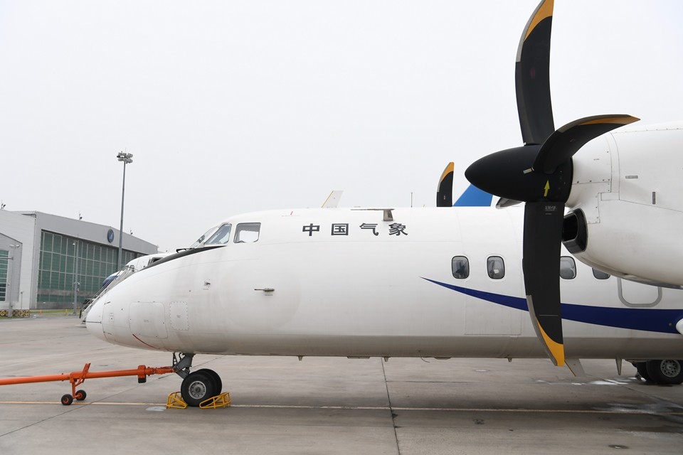 探秘人工增雨利器 国内惟一民机品牌