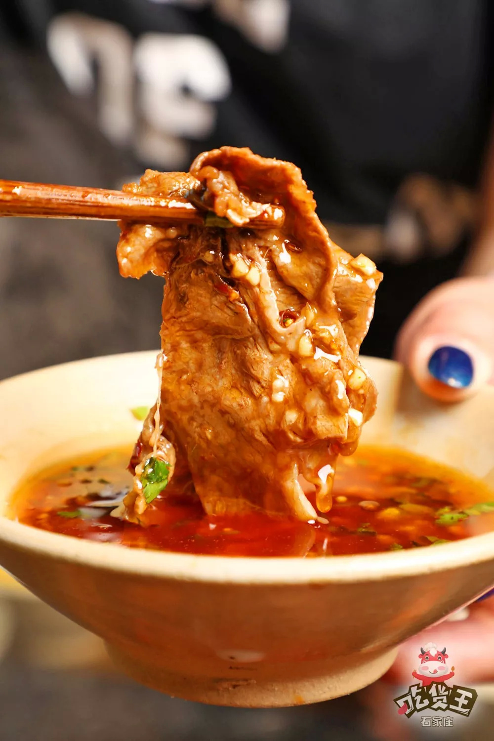 去啥成都!桥西的蜀大侠火锅竟能私人定制锅底!40元独家美味边吃边玩