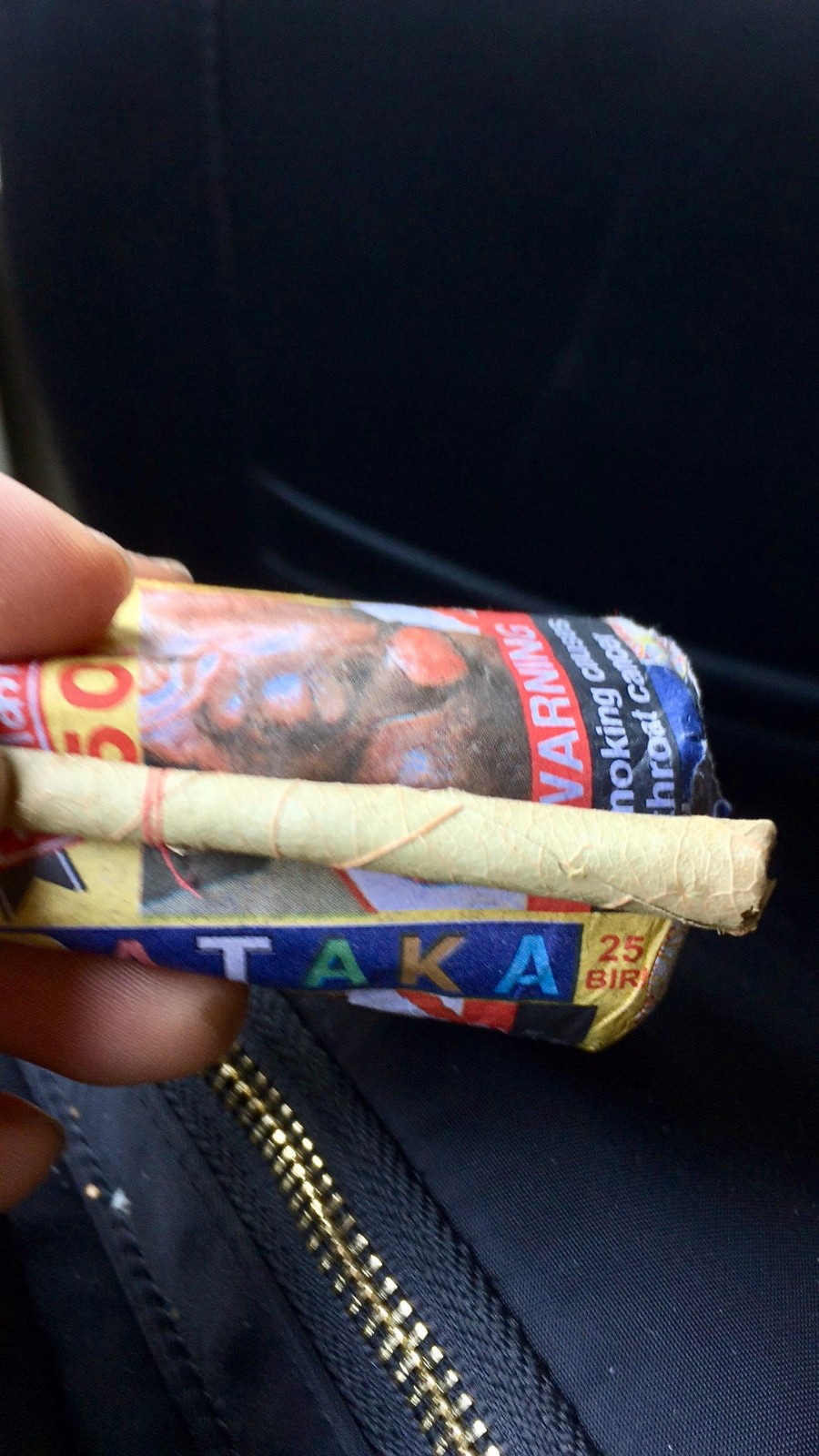 印度有一亿人抽一分钱一支的卷烟但无一人在公共场所抽烟