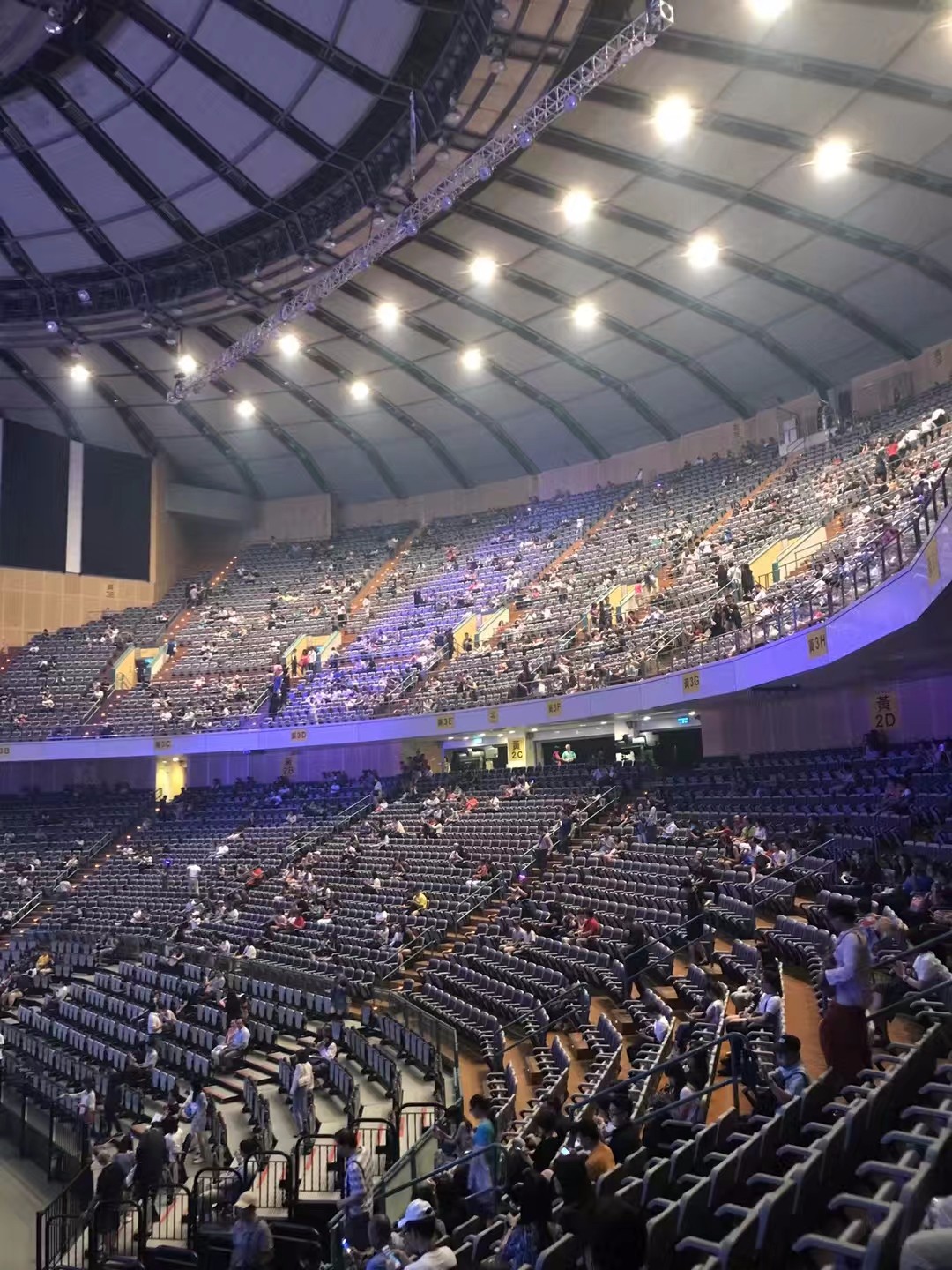 台北小巨蛋今晚的演出