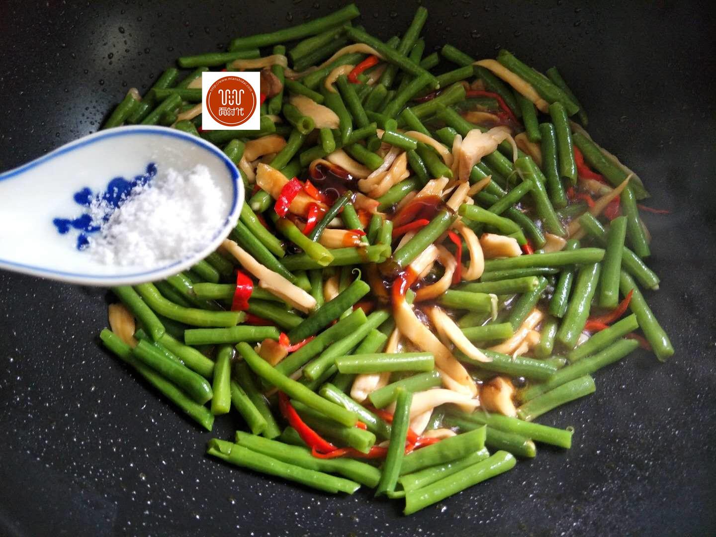 一道解馋又能瘦身的家常菜简单快手香脆可口健康营养