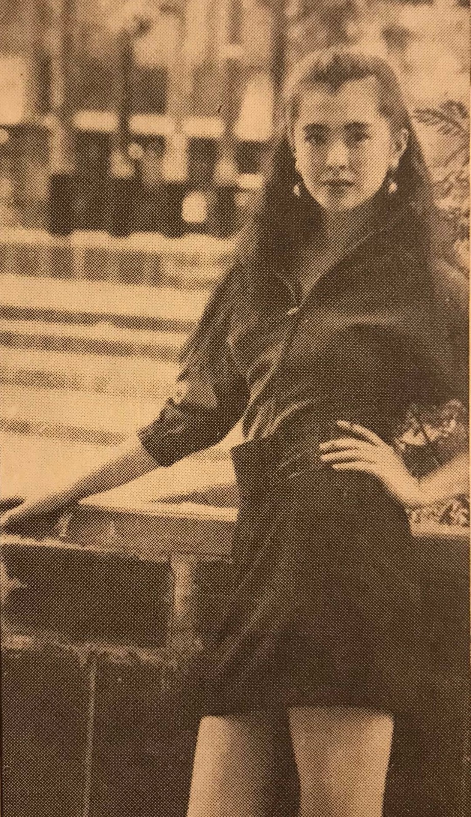 日本人那么挑剔,却唯独喜欢年轻的王祖贤(内含一组最美黑白照)