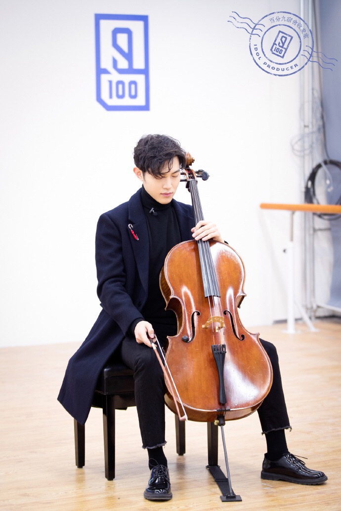安利全世界最好的优雅王子韩沐伯会拉大提琴和小提琴