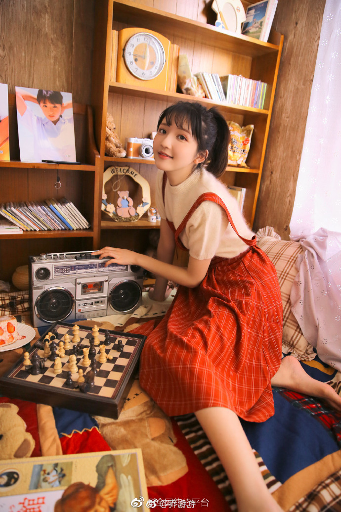 摄影:@乔游游 出境:@金迪-vivian 67「少女的熊熊世界」99这个