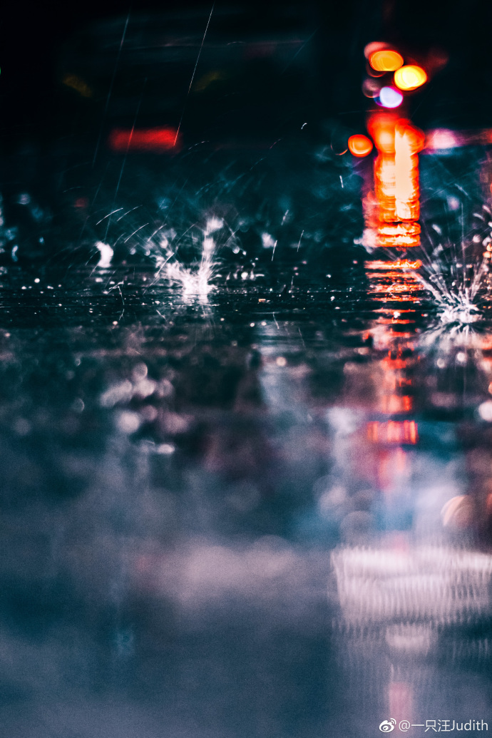 萤火一夏流星一刹若非雨夜执手白发推荐