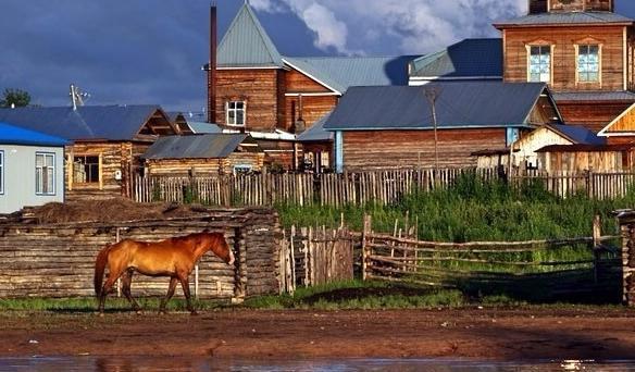 这个地方的俄罗斯人不说英语改说东北话, 真相让人哭笑不得