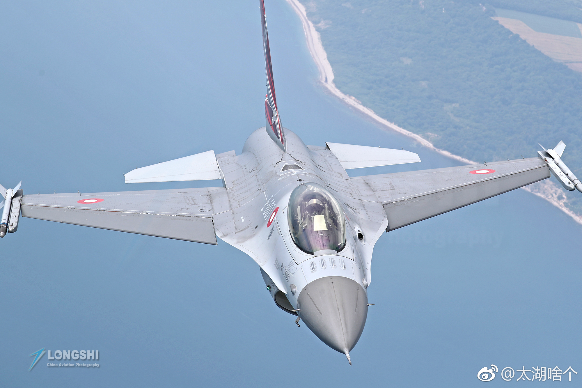 美国洛克希德马丁公司的f16战隼战斗机到目前为止产量已经接近4600架