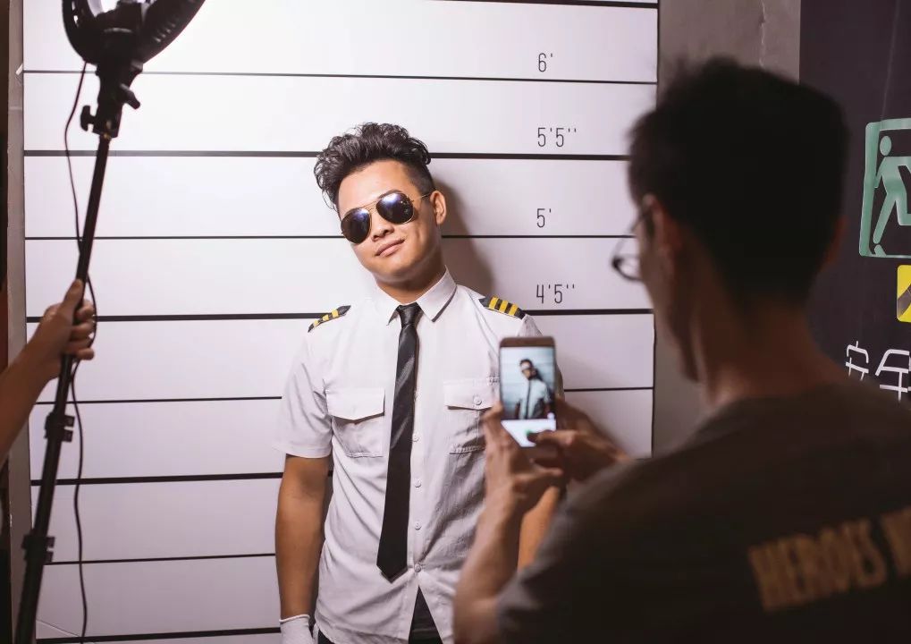 广州《明星大侦探》类型游戏!实景搜证、烧脑