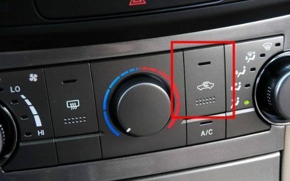 天气越来越冷汽车开暖风的时候必须掌握的几种省油方法