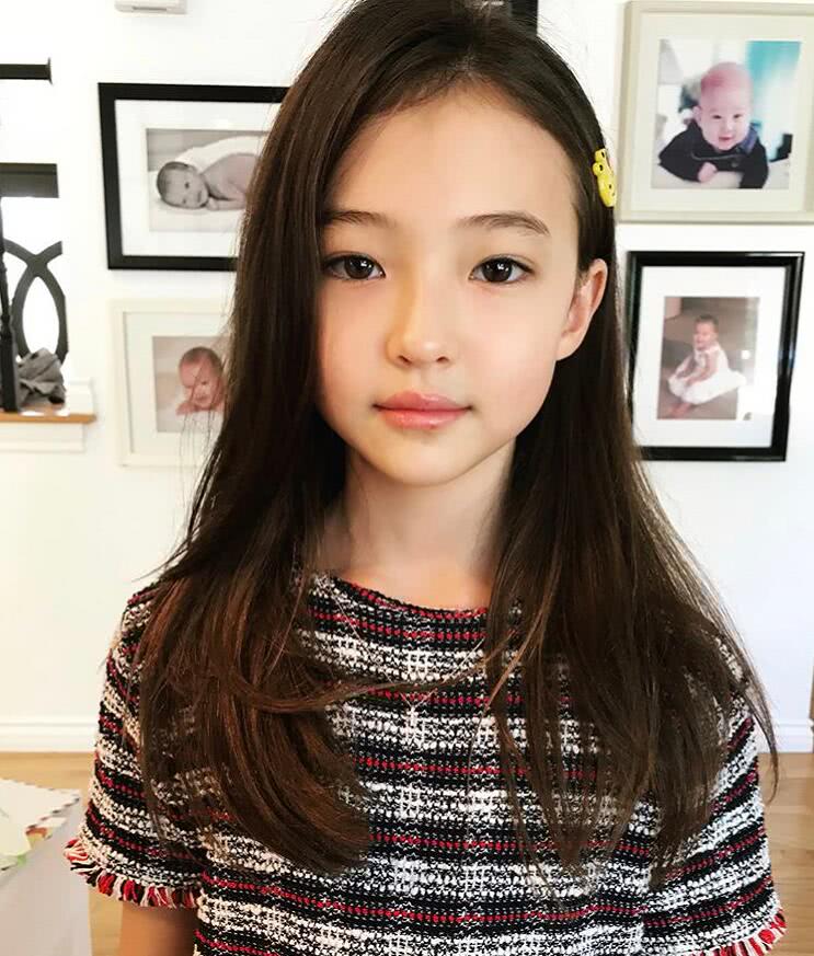 全球拥有盛世美颜的女孩,中国裴佳欣,日本谷花音,韩国有她!