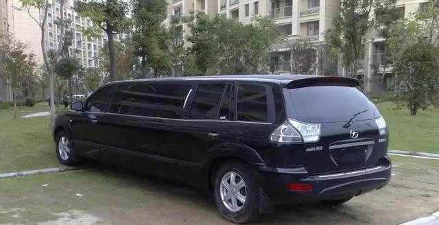 又一款国产礼宾车加长江淮瑞鹰现身合肥车长62米