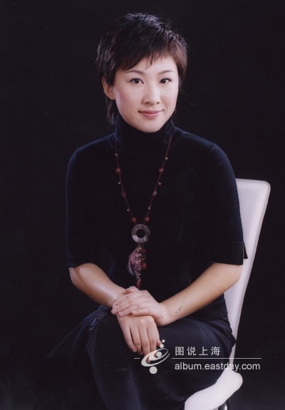 林牧茵:上海电视台资深新闻主播