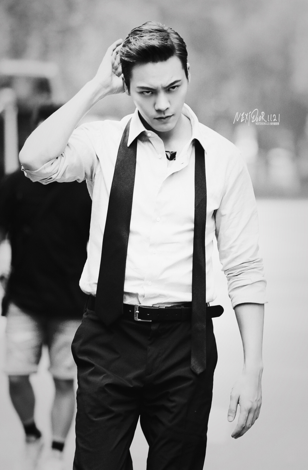 风暴舞曝审讯版海报陈伟霆打戏亲上阵演绎烧脑探员