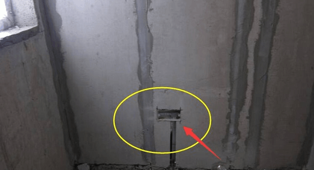 卫生间这个盒子万万不能拆掉, 若非老师傅告诉我, 就出问题了