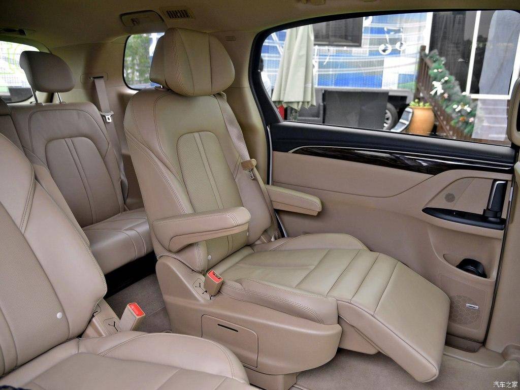 石头剪刀布,谁坐gl8第三排竟然要这样决定