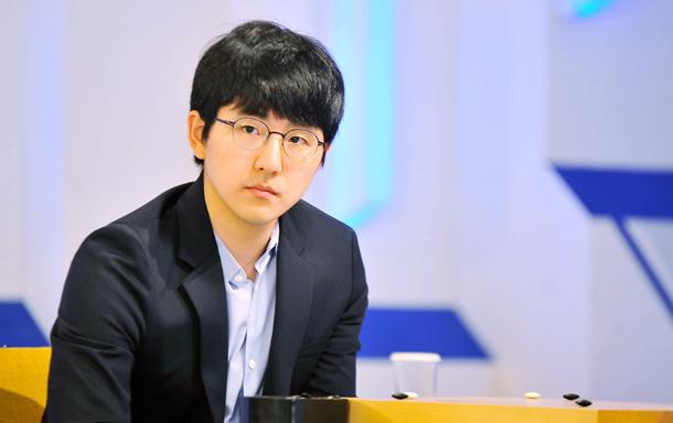 亚洲杯金志锡击败罗玄夺冠