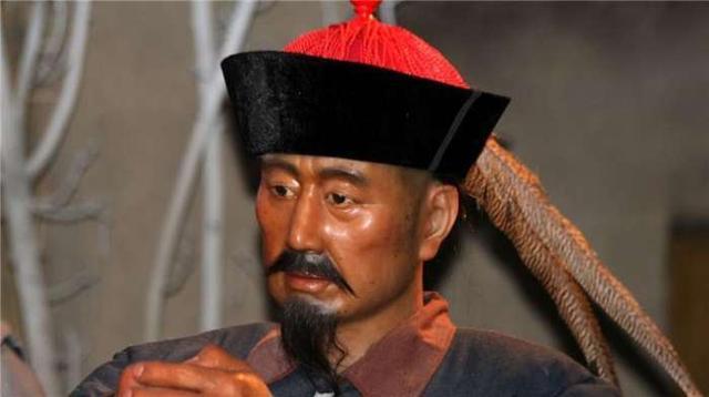 一个问题,他只回答三个字,马上被官升三级|知府|和珅|谢兴_新浪新闻