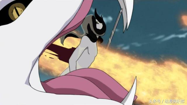 然后呢,外道魔像口中吐出了黑色的魔龙,夺走了雨隐村和木叶暗部众多