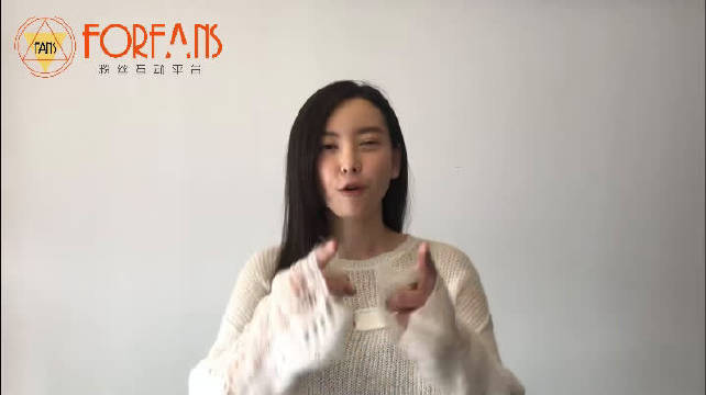 无限歌谣季于文文蒙面演唱稻香,歌声优美,台下