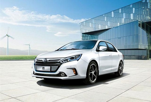 比亚迪7月销量37315辆 燃油车销量百分之五十六来自宋max