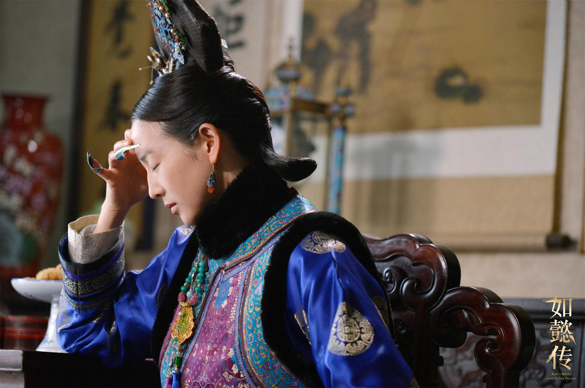 《如懿传》海兰投诚卫嬿婉,容珮卑躬屈膝混日子,皇上却后悔了?