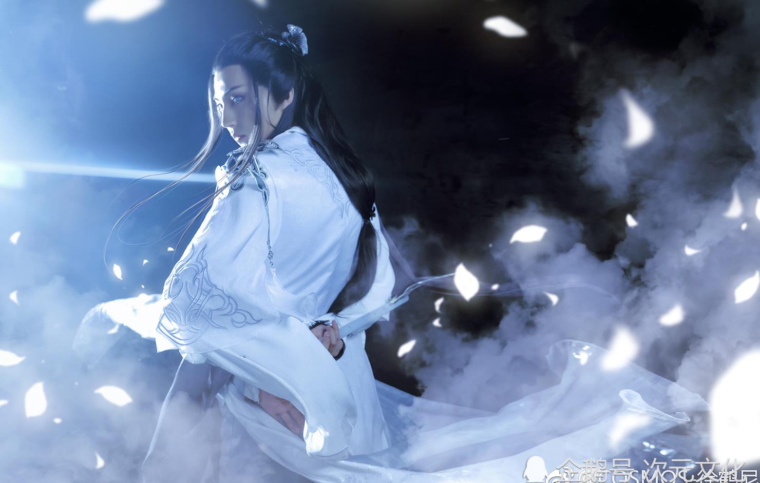 天刀新门派移花宫弟子徐鹤尼前来晋见