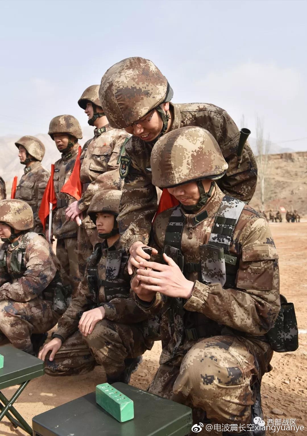 76集团军某勤支旅进行首次士兵手枪射击训练据介绍