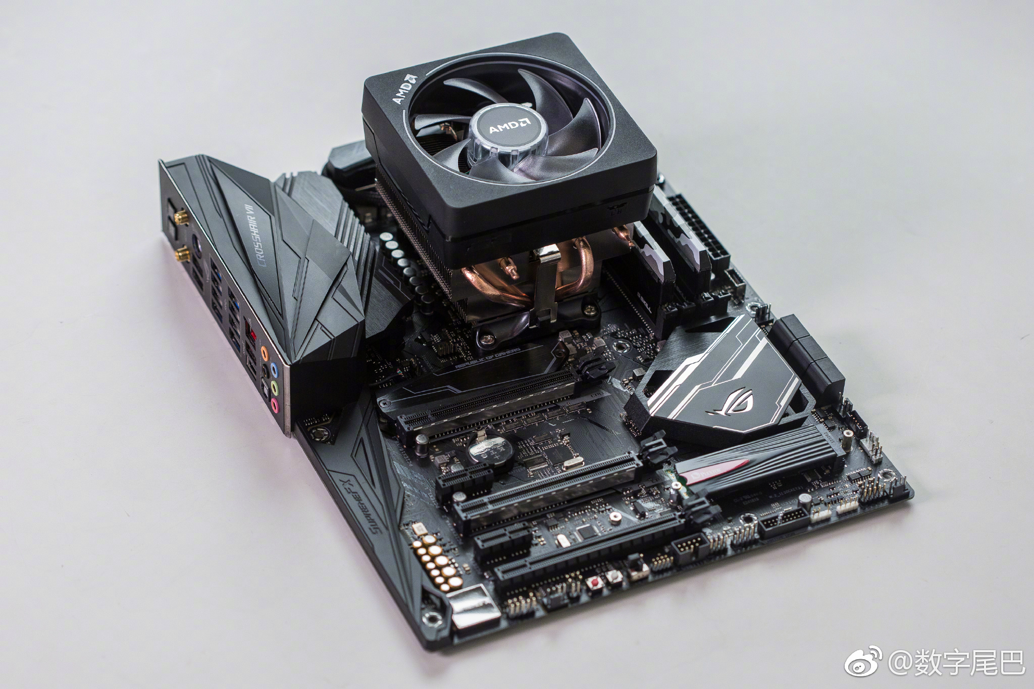 amd第二代ryzen锐龙处理器已经在来的路上了在测试解禁之前