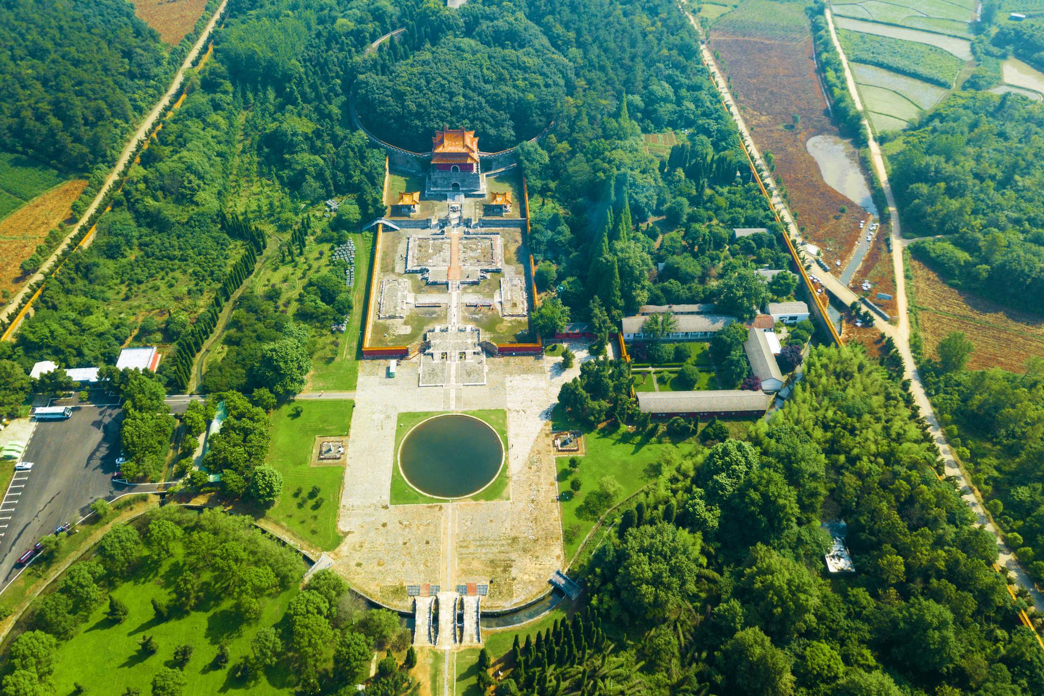 这是一个没有当过皇帝的皇帝陵墓事情是这样的