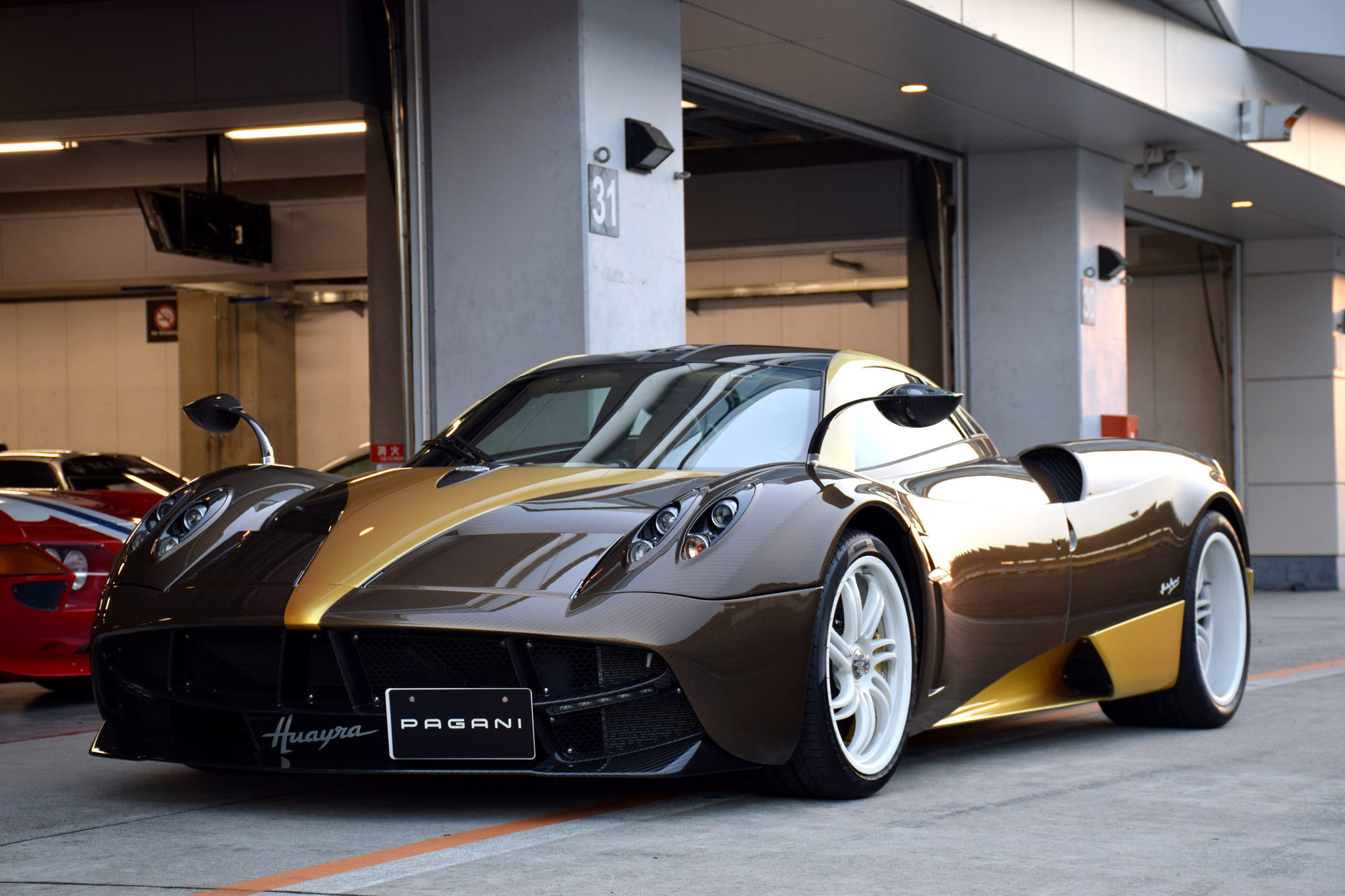 定制版帕加尼huayra 74 di 100