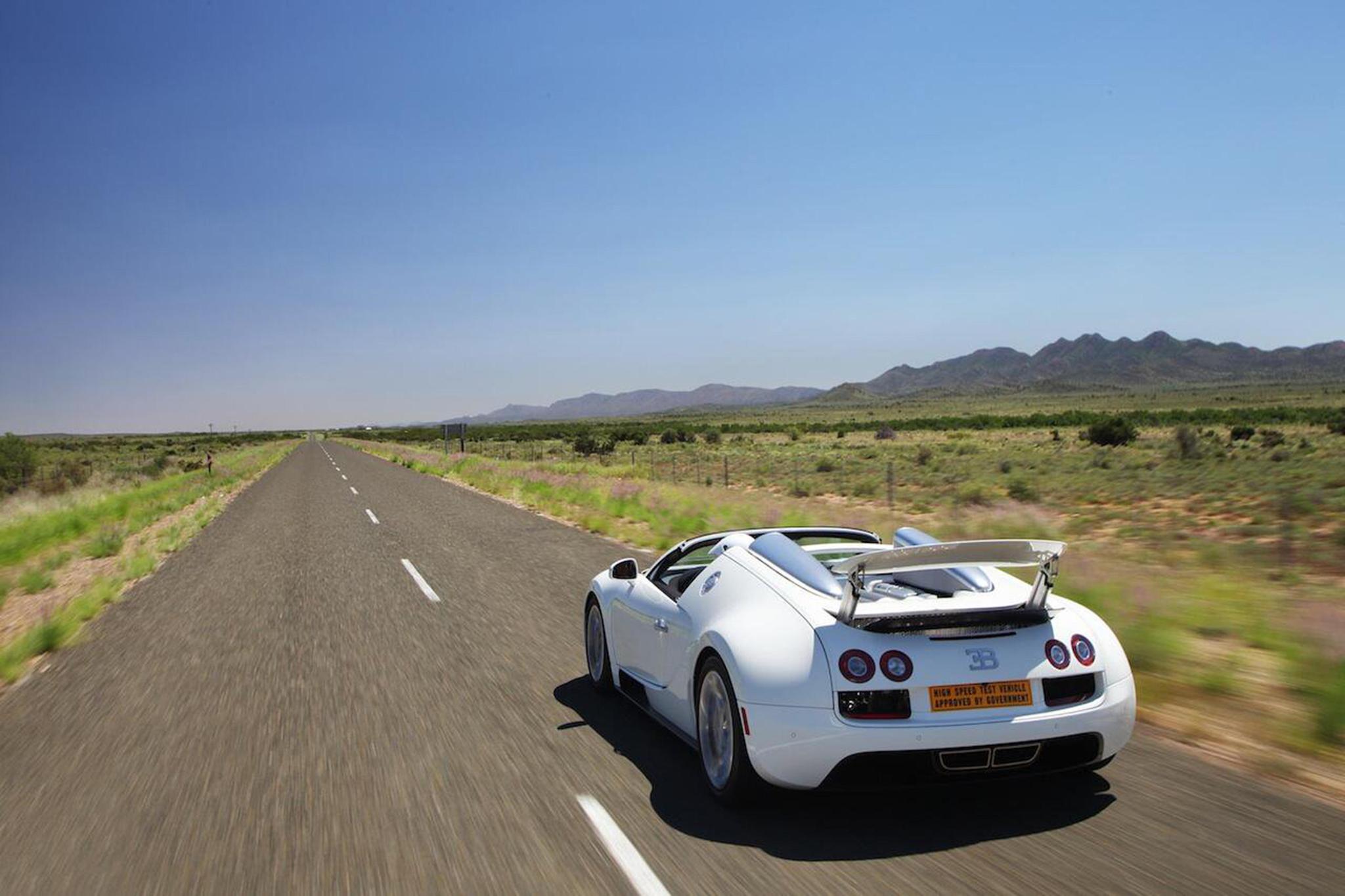 顶级名车布加迪迈凯伦兰博基尼宾利劳斯莱斯你选谁