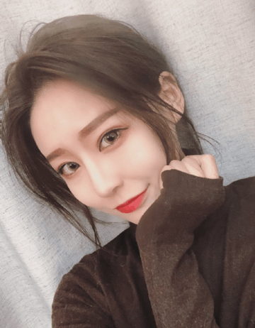 温婉首度公开直播回应!离开美颜差别大,网友:确实没整过