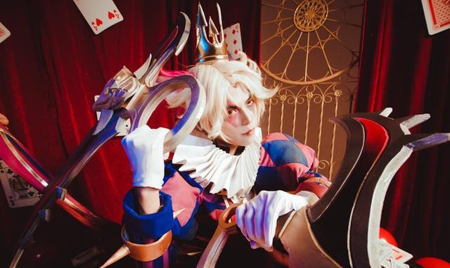 《王者荣耀》百里玄策cos,酷炫帅气的威尼斯狂欢皮肤