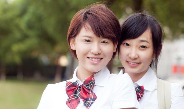 如何应对孩子出现的早恋事件这位妈妈做法值得所有父母深思