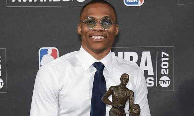 开针对萧华打脸威少,场均2澳门外围赌足球9+8