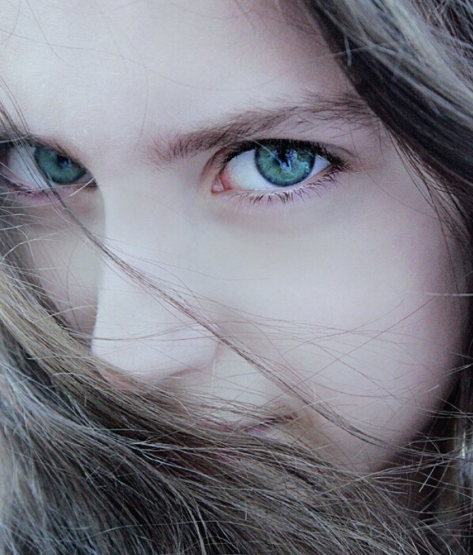 叶罗丽测试:选一双美丽的眼睛,测你的嫉妒心超标了吗