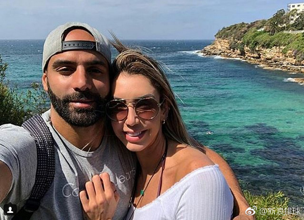 巴西名将塔伊萨和男友订婚,恭喜